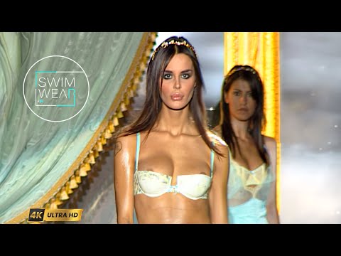 ROBERTO CAVALLI Momi Milan Spring 2003 – 4K Remaster