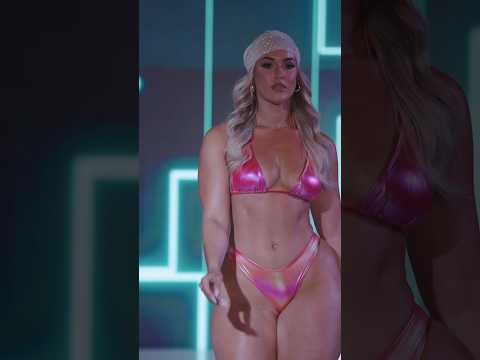 Marrisa Dubois warming up for Miami Swim Week 🔥🔥🔥