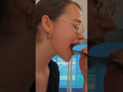 Ahahahah probably my funniest video ever. Come watch it by clicking on the ▶ icon #funny #laugh